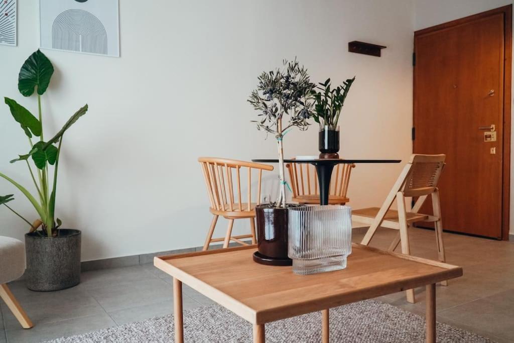 Charming Apartment In Keramikos 아테네 외부 사진